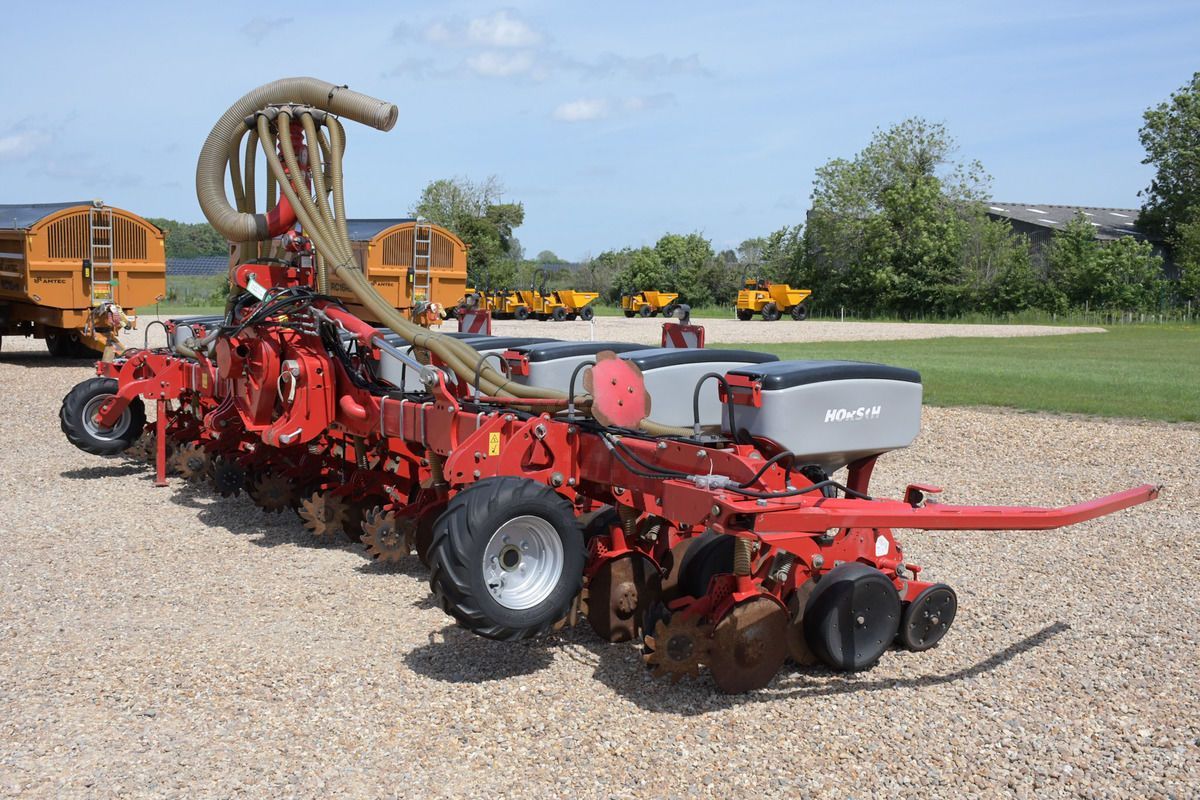 HORSCH maestro maize drill 10-row Seminatrice su sodo 34.548 €