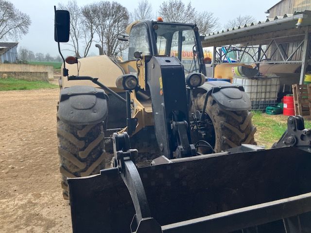 E-FARM: Caterpillar th336c - Telehandler - id KFZFHRE - €25,000 - Year of construction: 2013 - Engine hours: 5,850,France