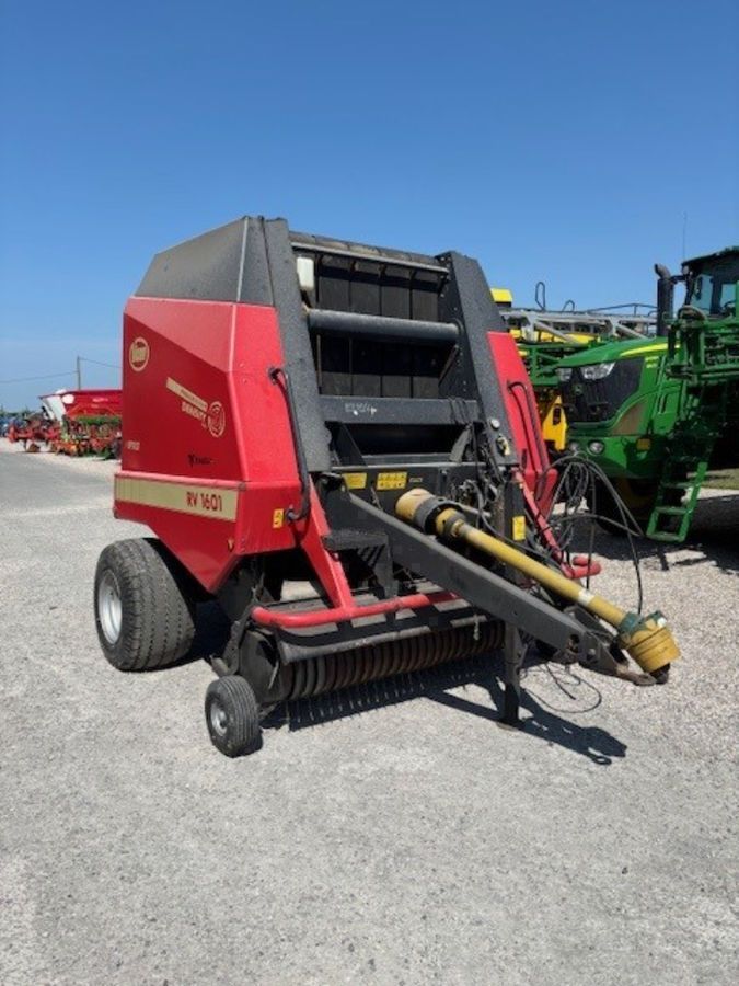 E-FARM: Vicon RV 1601 - Presse à balles - id EJTX51G - 12 000 € - Année: 2006 - France