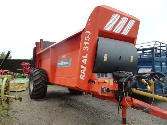 E-FARM: sodimac rafal 3150 / 11m3 . - Roztrząsacz obornika i kompostu - id GELFY2D - 18 300 € - Rok produkcji: 2015 - Francja