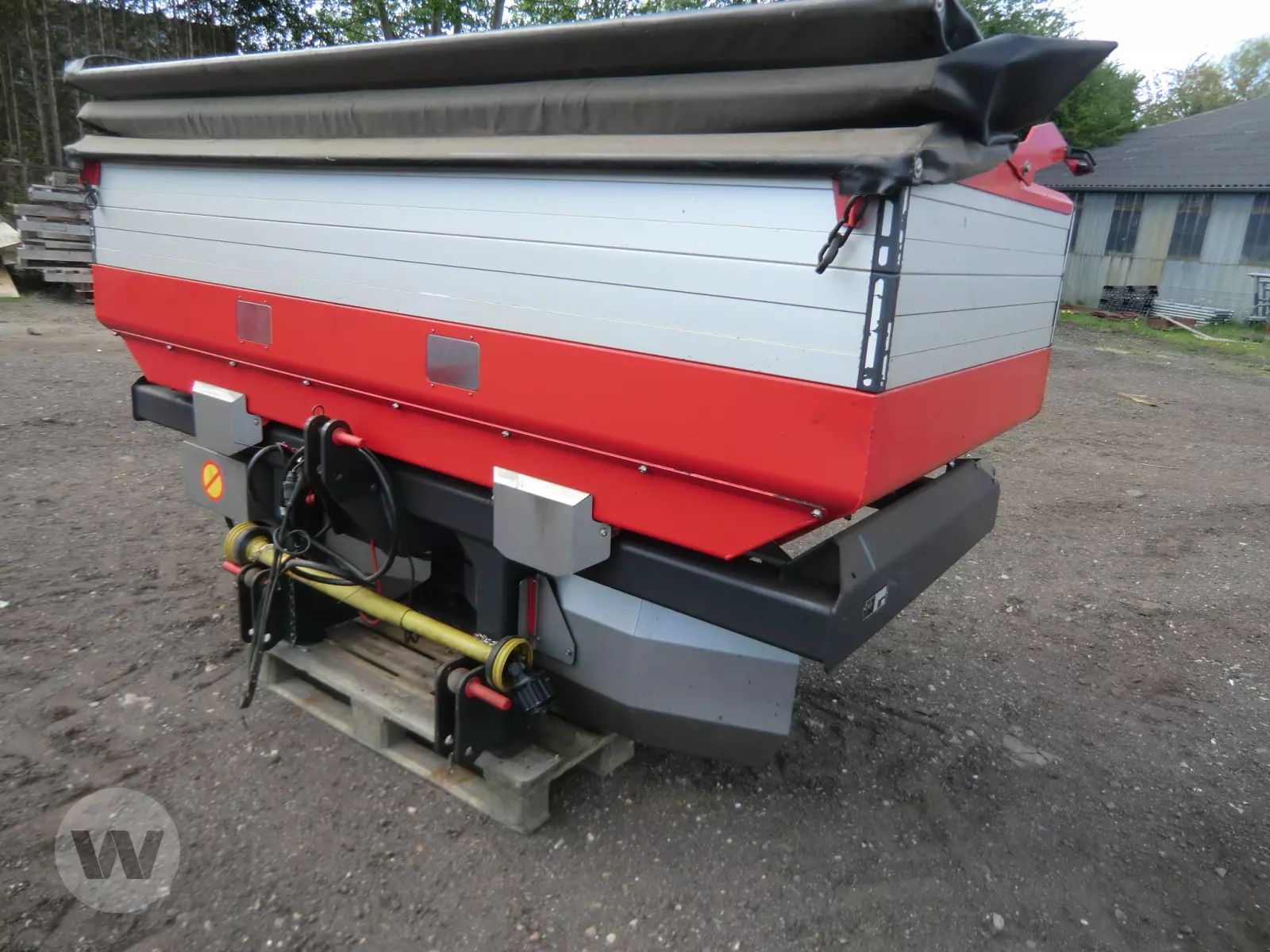 E-FARM: Kverneland ro-edw - Düngerstreuer - id SGBESX8 - 8.000 € - Baujahr: 2013 - Deutschland
