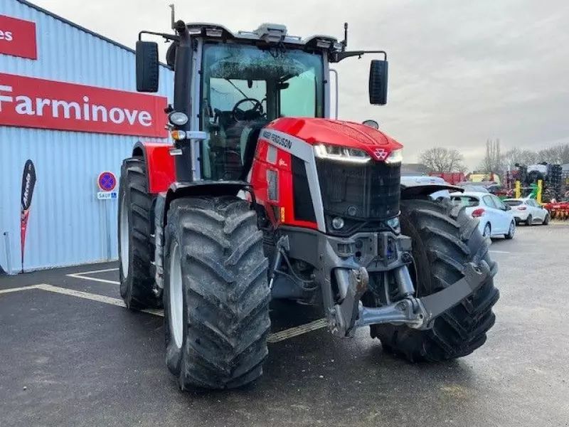E-FARM: Massey Ferguson 8S.245 Exclusive - Traktor - id LJJ14WS - 137.000 € - Baujahr: 2022 - Abgelesene Motorstunden: 1.415,Motorleistung (PS): 245,Frankreich