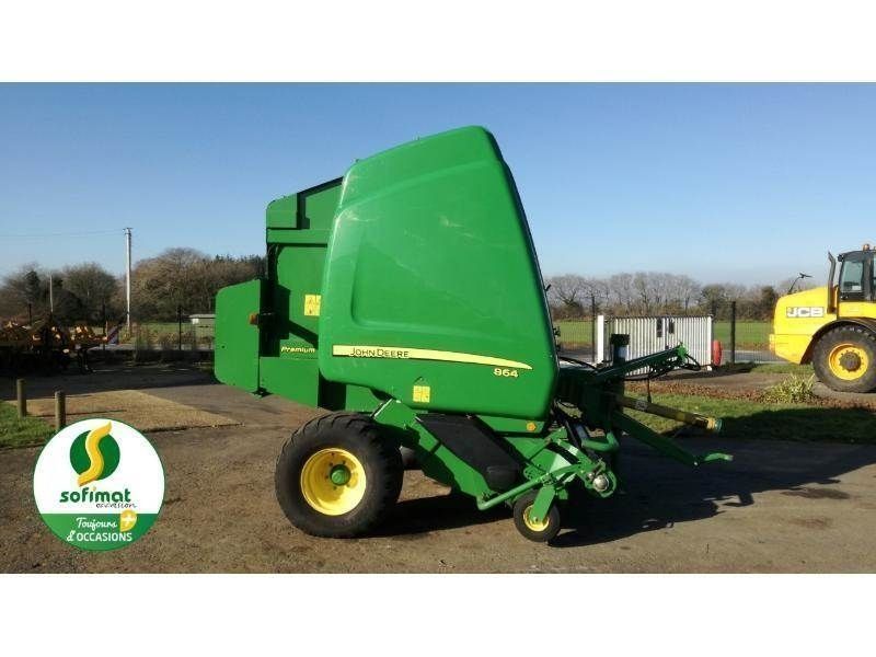 E-FARM: John Deere 864 - Baler - id 7EAC1K5 - €13,900 - Year of construction: 2012 - France
