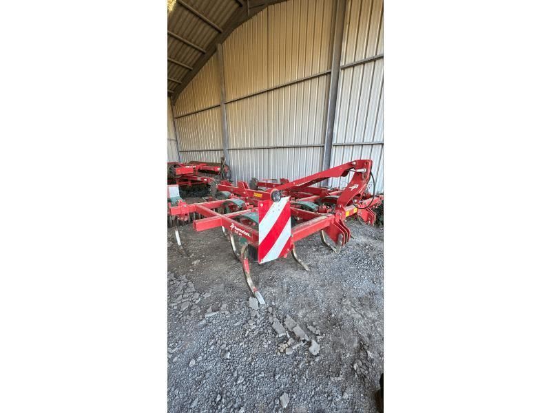 E-FARM: Kverneland clc 3,5m - Cultivator - id YTKV5P6 - €10,500 - Year of construction: 2012 - France