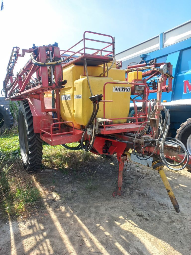 E-FARM: Beyne plk - Pflanzenschutzspritze - id P1DVVIZ - 11.000 € - Baujahr: 2003 - Frankreich