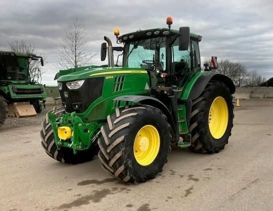 John Deere 6215 R Трактор 86 536 €