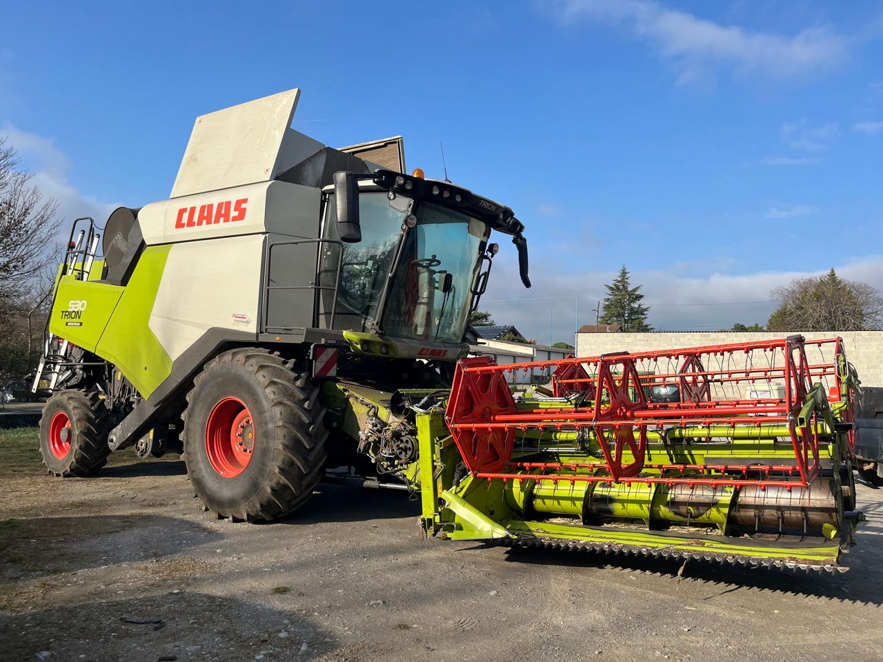 Claas Trion 530 Montana Combină de recoltat 238.800 EUR