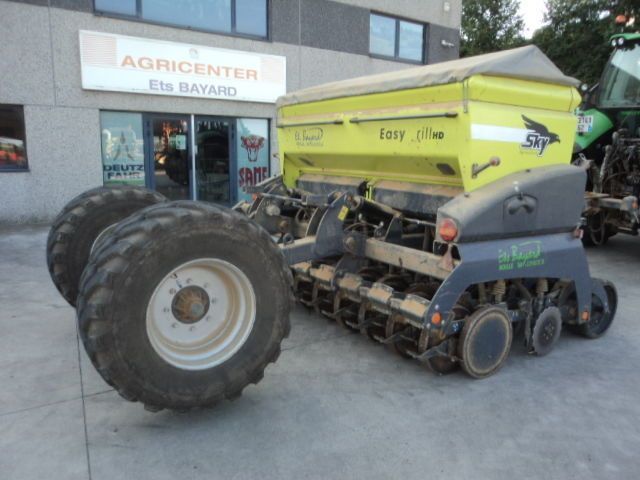 Sky Agriculture Semoir direct 30 000 €