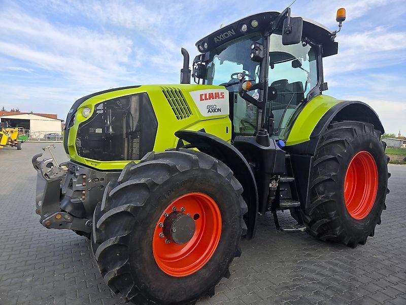 Claas Axion 850 Tractor €46,932