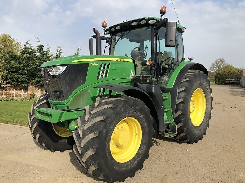E-FARM: John Deere 6215 R - Trattore - id FL5ARNY - 71.040 € - Anno di costruzione: 2019 - Ore: 6.286,Potenza del motore: 214,Regno Unito