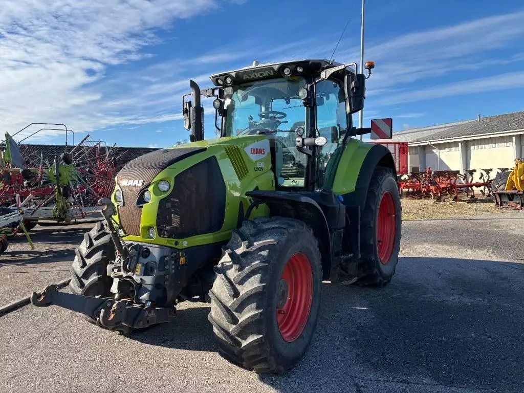 Claas Axion 830 Traktorius 86 574 €