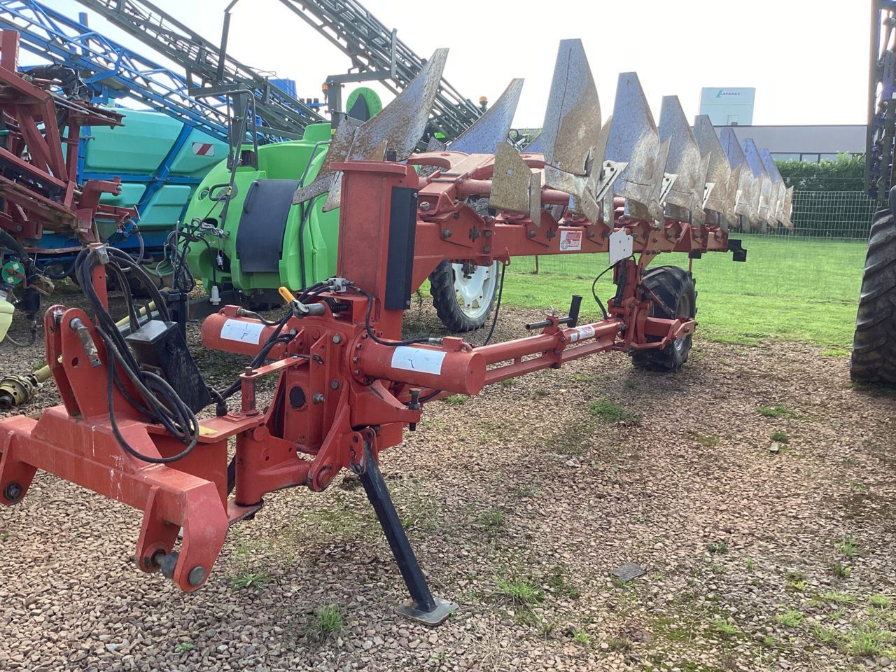 E-FARM: GREGOIRE BESSON spb9 - Pflug - id AYBQPFK - 9.000 € - Baujahr: 2007 - Frankreich