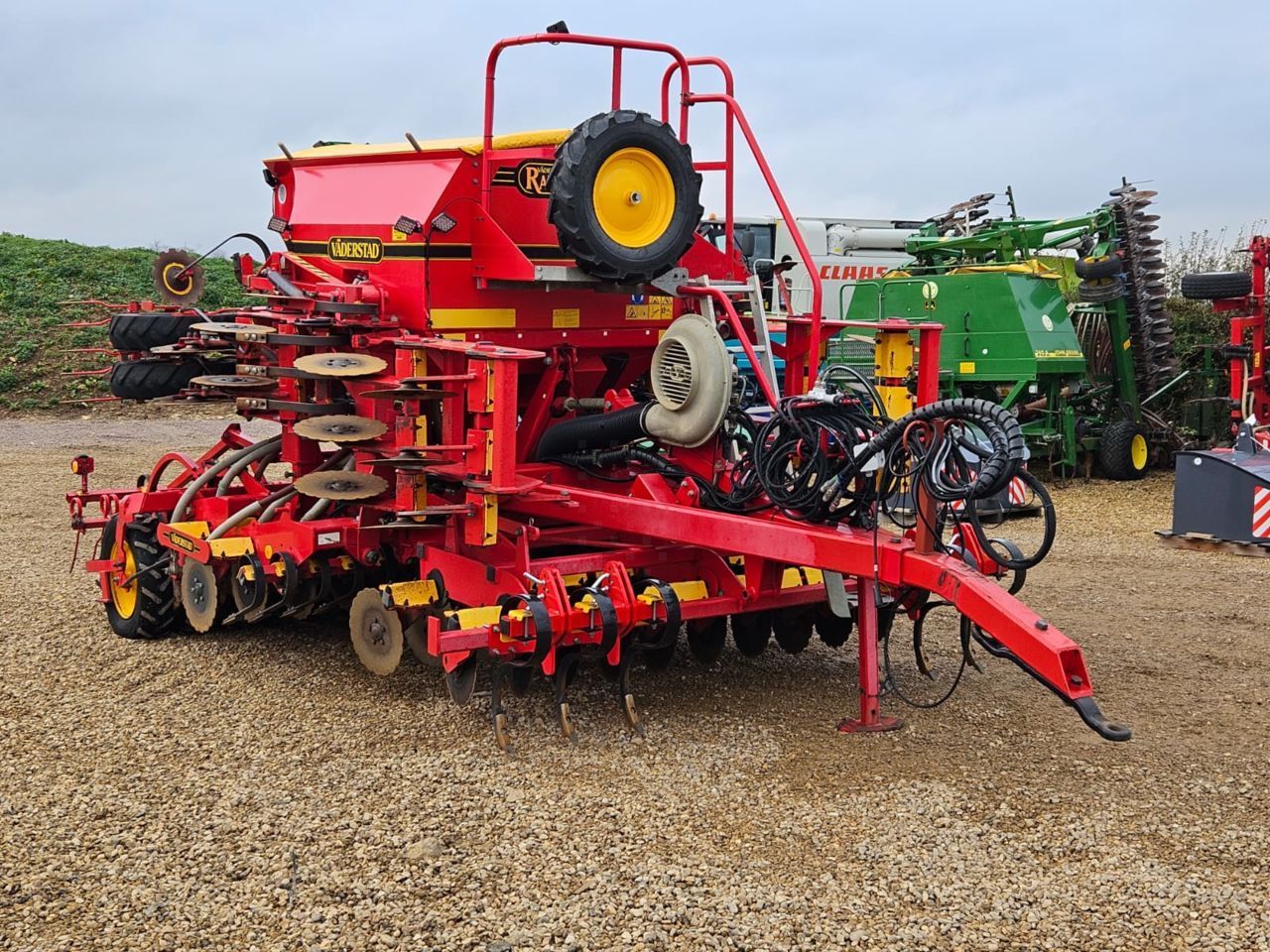 VÄDERSTAD Rapid A 400S Drill €24,693