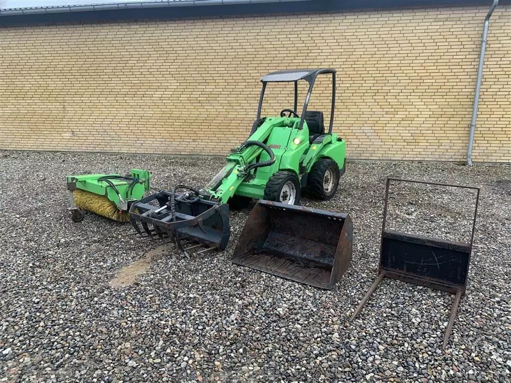 E-FARM: Avant 520 teleskop - Radlader - id W3PRXQP - 22.660 € - Baujahr: 2008 - Dänemark