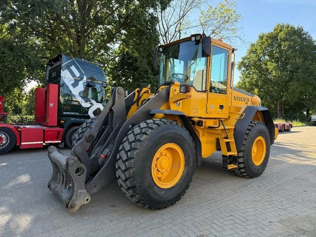 VOLVO l60e Ładowarka kołowa 48 000 €