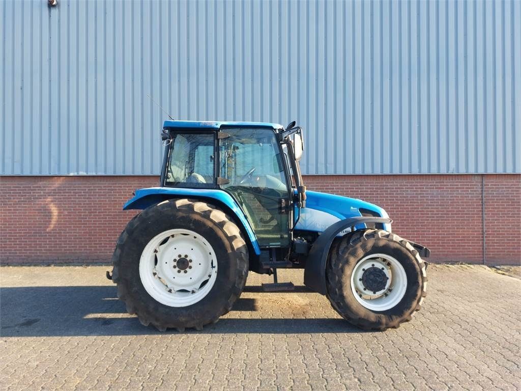 New Holland TL 100 A Traktor