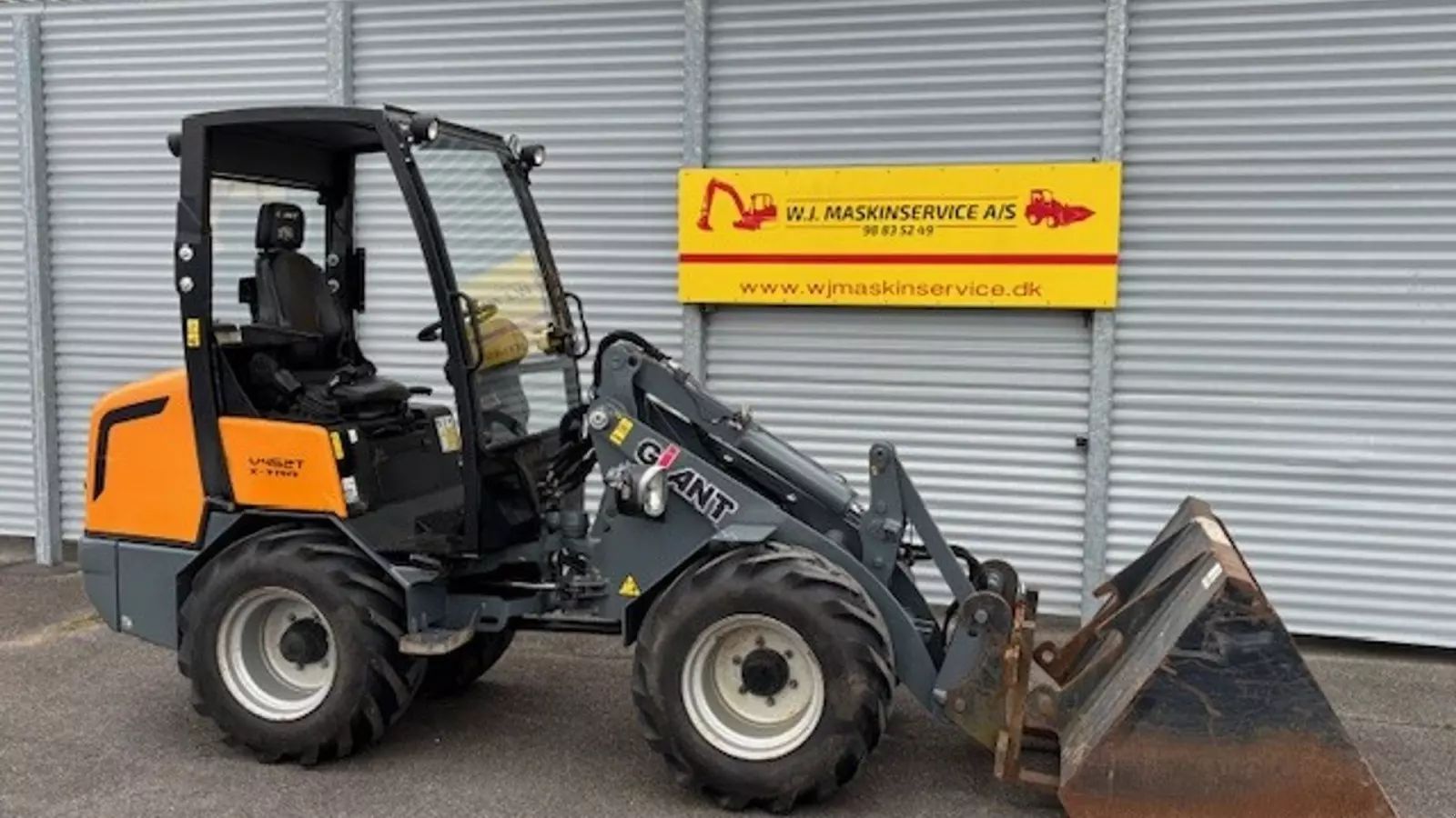 Giant v 452 t x-tra Ładowarka kołowa 31 873 €