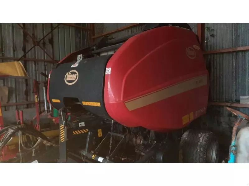 E-FARM: Vicon rv4220 - Empacadora - id FJBPEVL - 14.000 € - Año: 2011 - Francia