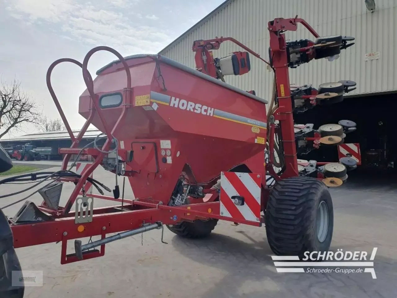 E-FARM: HORSCH Maistro 8 CC - Einzelkornsämaschine - id IIUZFQB - 22.885 € - Baujahr: 2009 - Deutschland