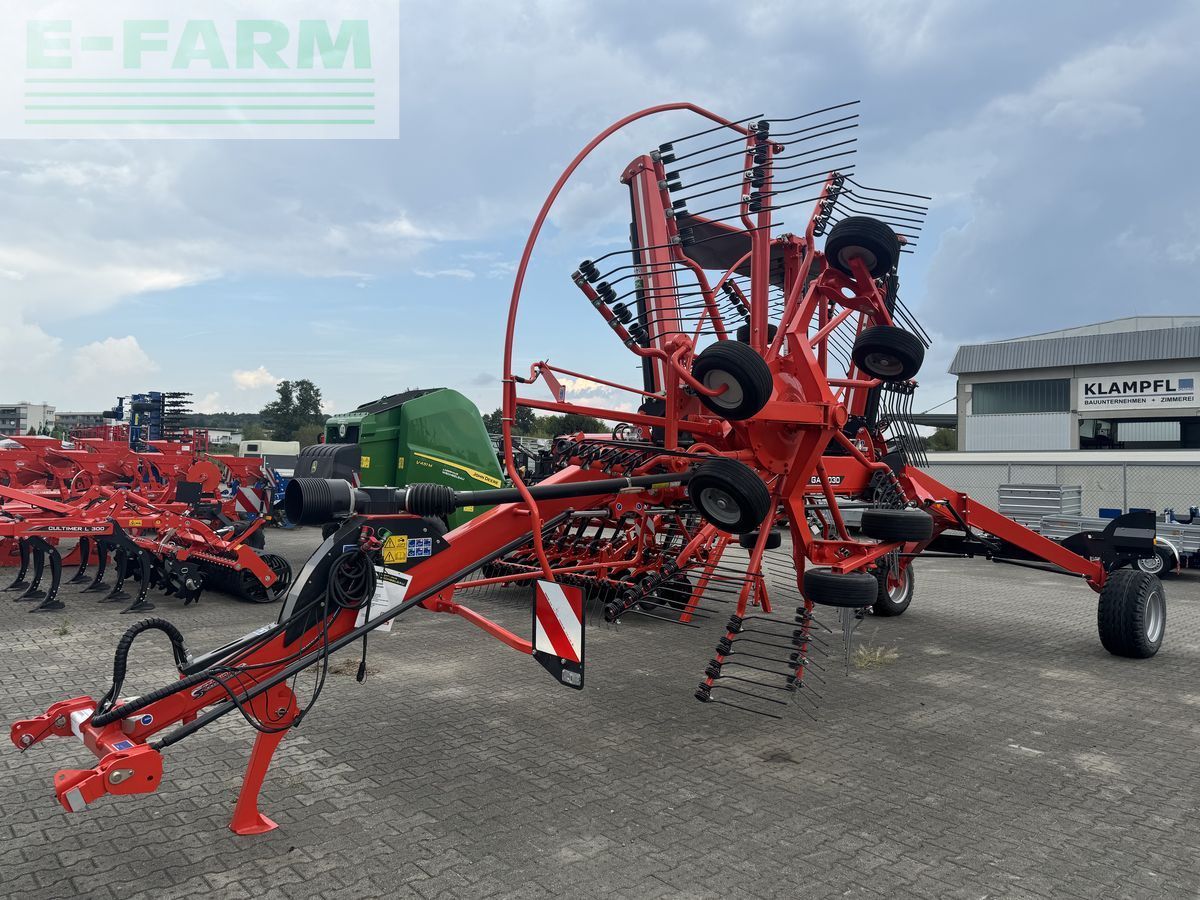 E-FARM: kuhn  top ga 8030 - Faneuse - id WYAJHGB - 27 500 € - Année: 2024 - Autriche