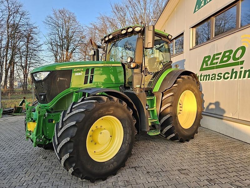 John Deere 6250 R Tractor €135,000