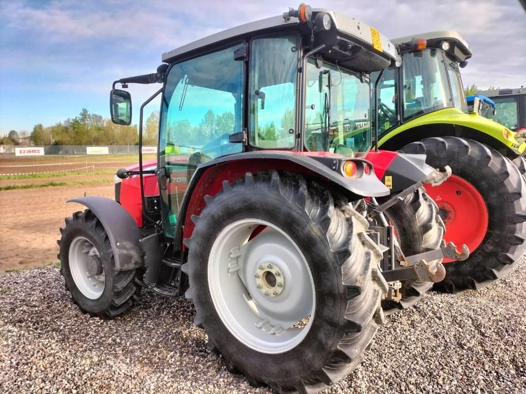 E-FARM: Massey Ferguson 4709 - Tractor - id MRGSCVX - 38.000 € - Año: 2017 - Horas: 935,Potencia del motor: 95,Italia