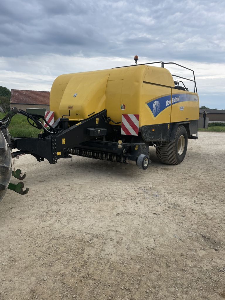 New Holland bb9070 Baler €37,500