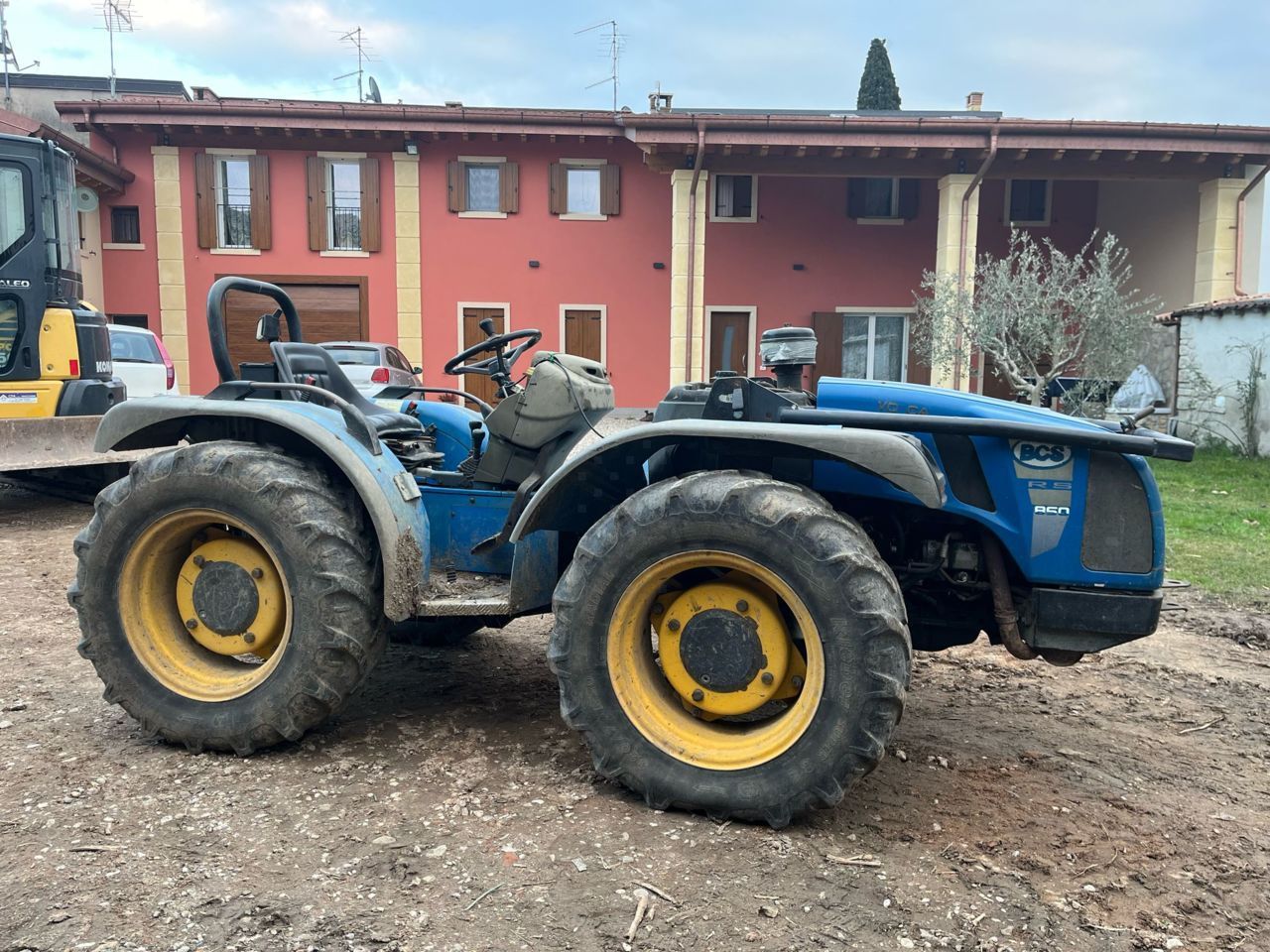 E-FARM: BCS Volcan 850 RS - Tracteur - id GQFNHR7 - 12 000 € - Année: 2010 - Italie