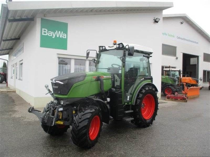 E-FARM: Fendt 210 Vario F - Tractor - id 9KN2E3P - €102,437 - Year of construction: 2024 - Engine hours: 419,Engine power (HP): 100,Germany