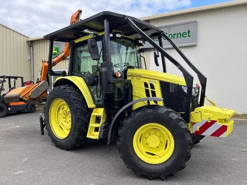 E-FARM: John Deere 6100 M - Trattore - id LZ2TWU4 - 81.000 € - Anno di costruzione: 2021 - Ore: 4.182,Potenza del motore: 100,Francia