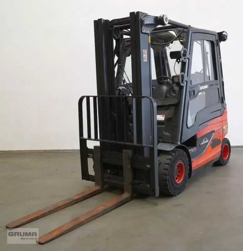 E-FARM: Linde e 25 387 - Вилочный погрузчик - id FR3ATQE - 17 900 € - Год выпуска: 2018 - Отработанные часы: 4 919,Германия