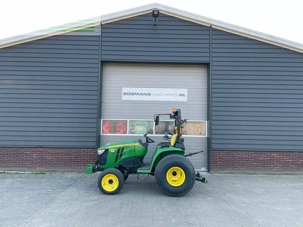 John Deere 3038e compacttractor 38 pk Tractor 18.950 EUR