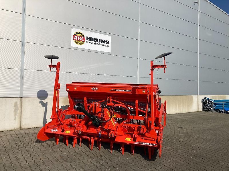 E-FARM: Kuhn Integra 3003-24 SD - Siewnik rzędowy/agregat uprawowo-siewny - id CLM1S2V - 33 950 € - Rok produkcji: 2023 - Motogodziny: 9,Niemcy