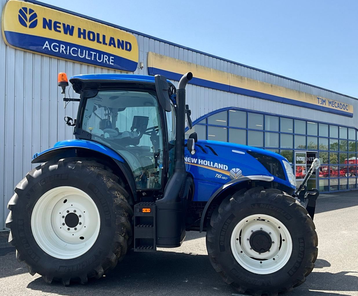 New Holland T6.180 DC Tractor