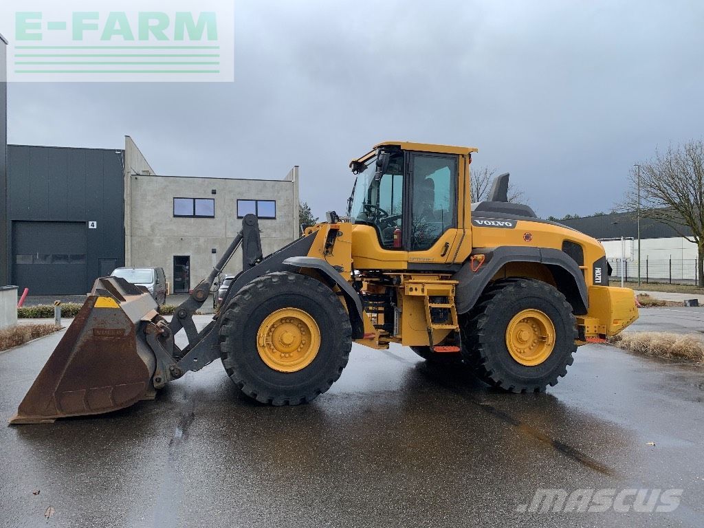 VOLVO l 120 h Chargeuse sur pneus