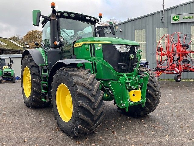 E-FARM: John Deere 6R 250 - Traktor - id PJTR8CF - 181.151 € - Baujahr: 2024 - Abgelesene Motorstunden: 1.145,Motorleistung (PS): 250,Vereinigtes Königreich