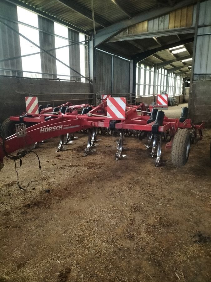 HORSCH Terrano 5 FX Grubber 21.000 €