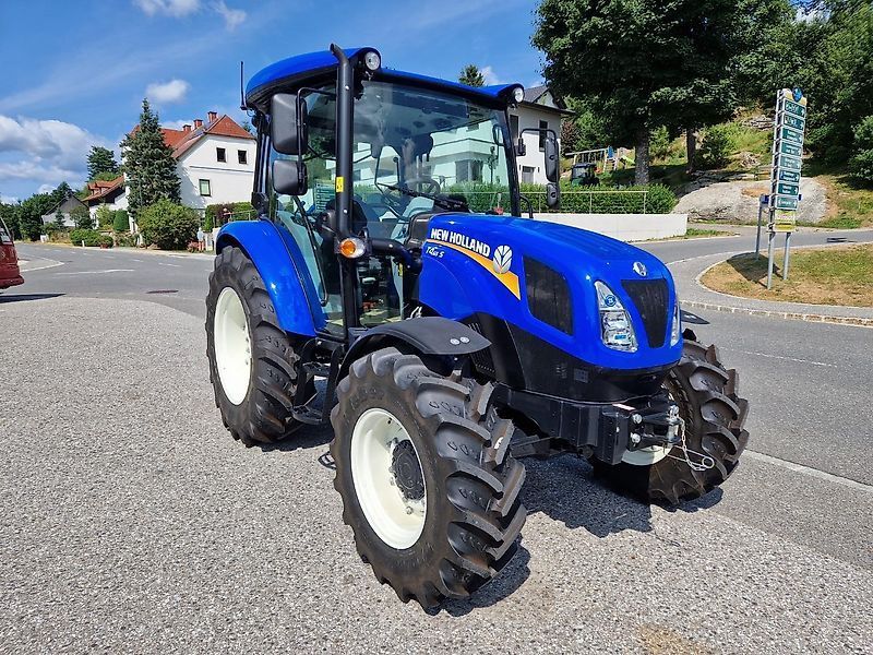 New Holland T4.65S Traktor 34 992 €