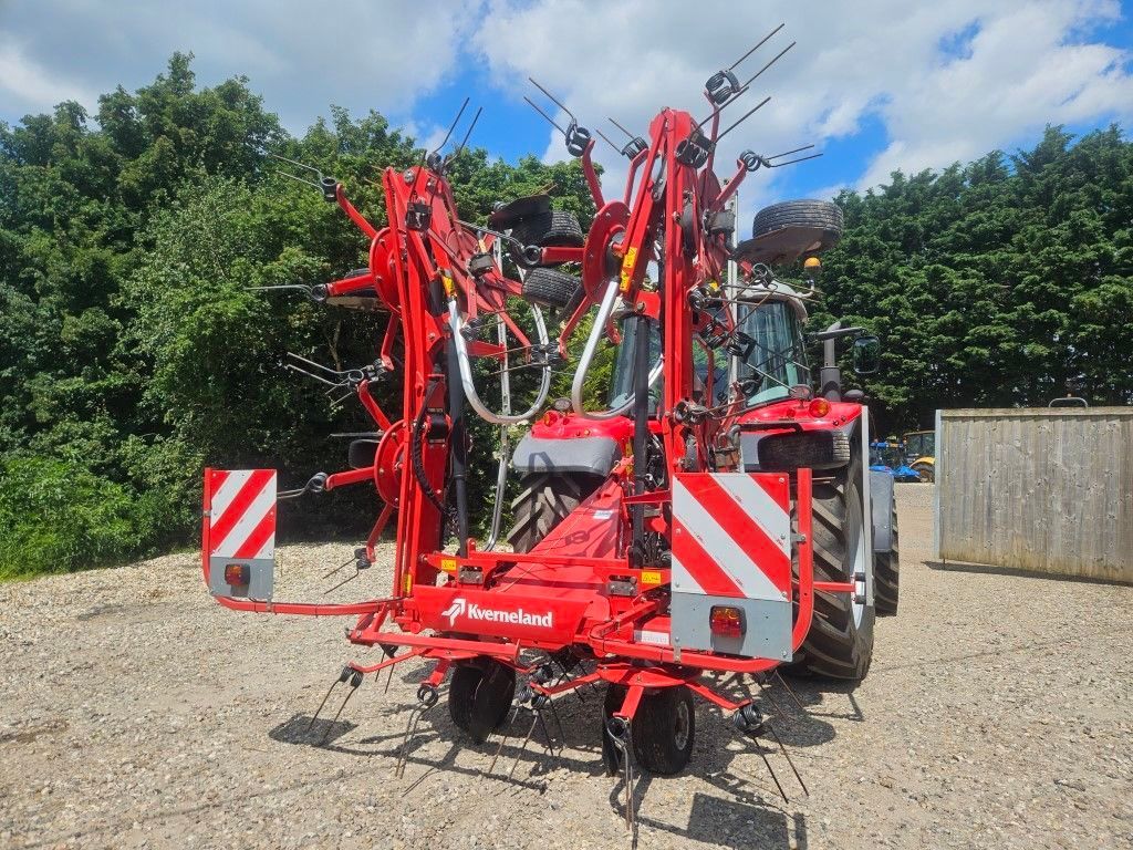 Kverneland 8590 Tedder €10,116