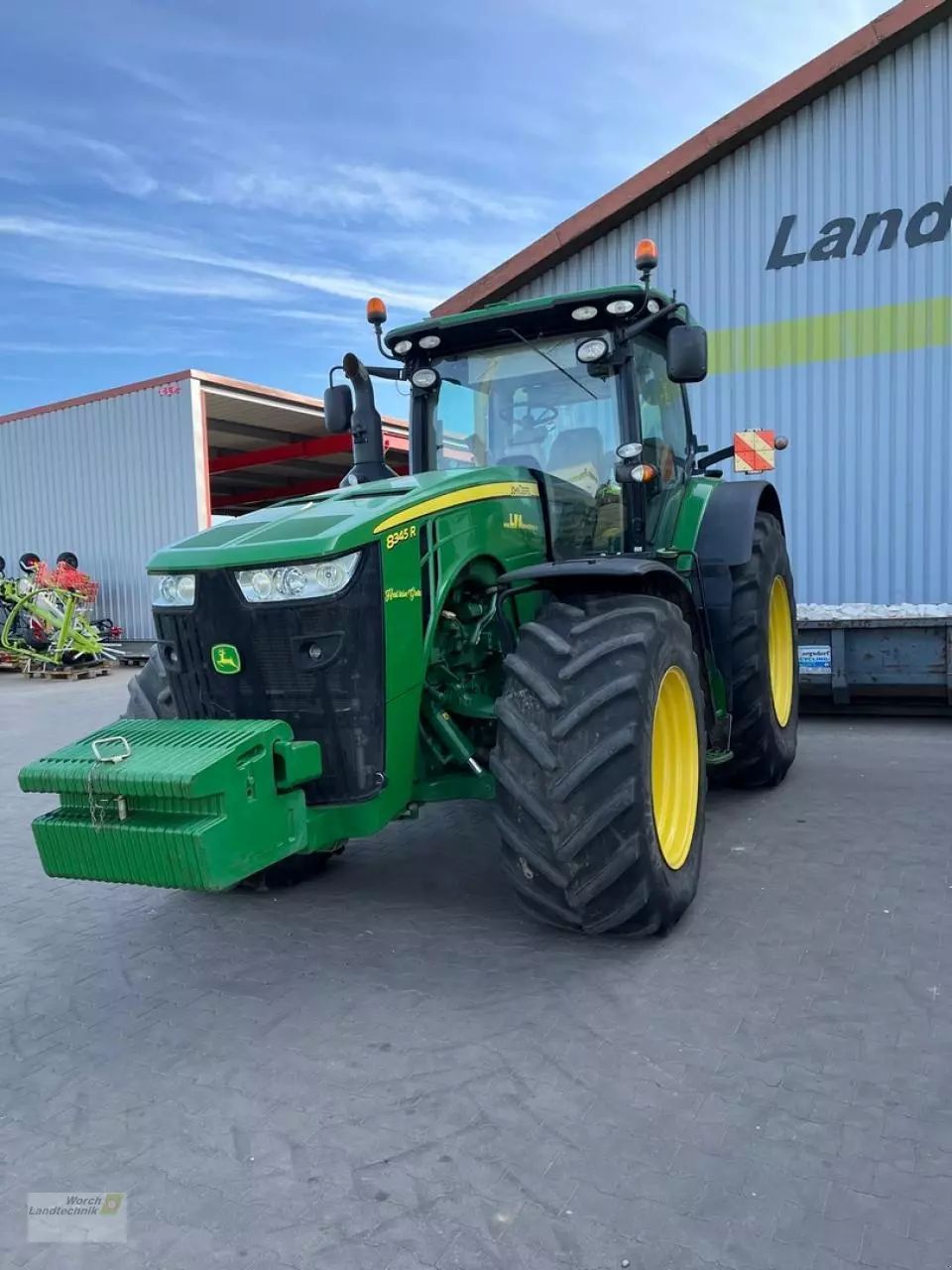 E-FARM: John Deere 8345 R - Tracteur - id E43AQJD - 159 900 € - Année: 2017 - Lecture du nombre d'heure: 4 068,Puissance du moteur (chevaux): 379,Allemagne