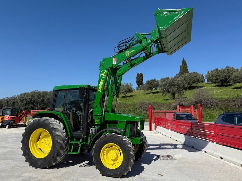 John Deere 6200 Tractor