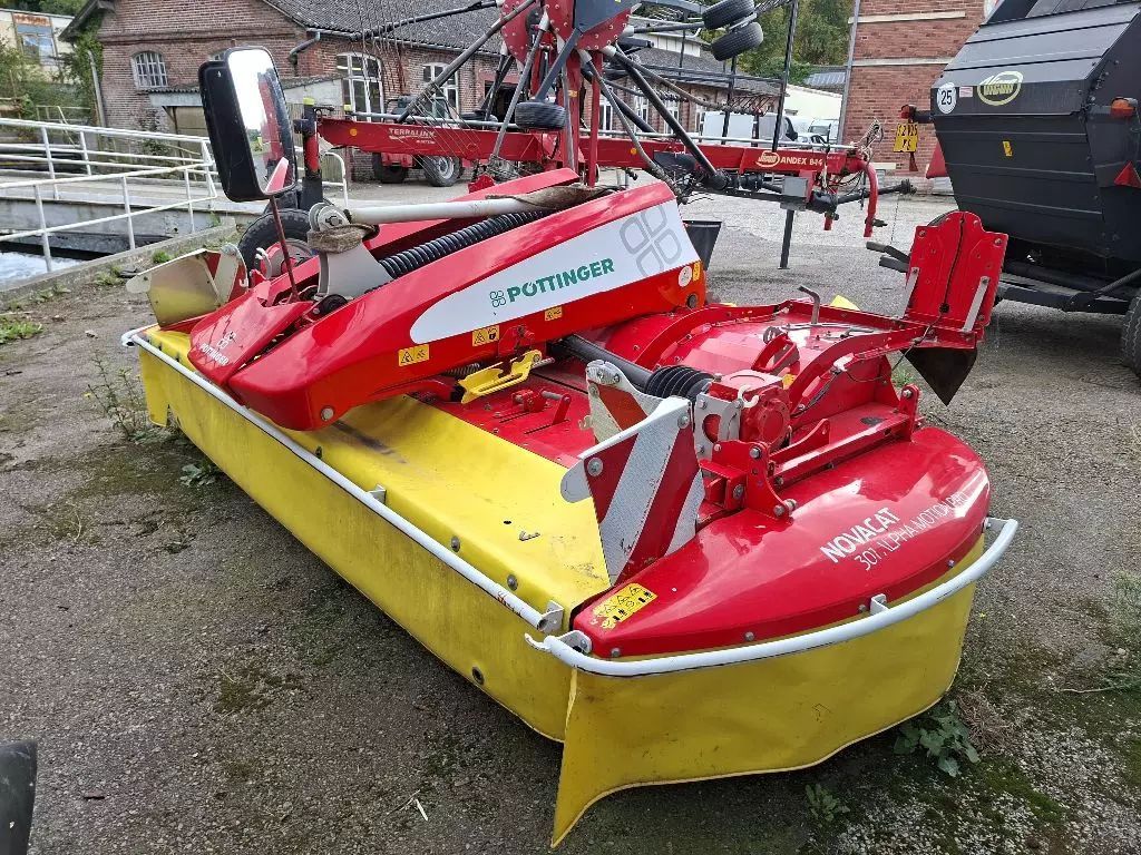E-FARM: Pöttinger NovaCat 301 Alpha Motion ED Pro - Mower - id K3YH3K3 - €11,000 - Year of construction: 2021 - France