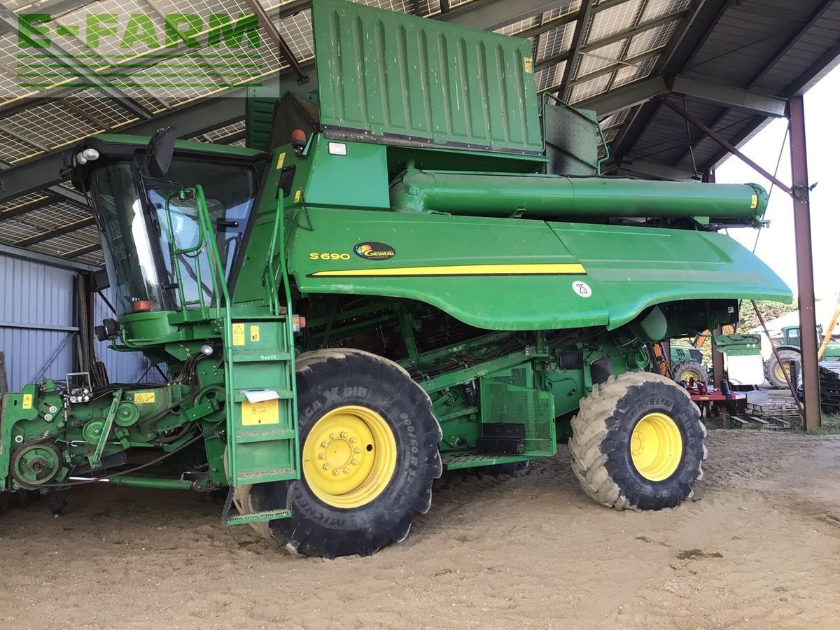 John Deere S 690 Cosechadora