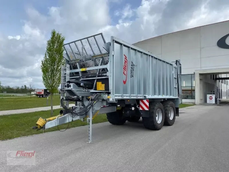 E-FARM: Fliegl gigant asw 271 mit streuwerk v2 - Takarmányszállító - id ABDD8IR - 79 900 EUR - Gyártási év: 2023 - Németország