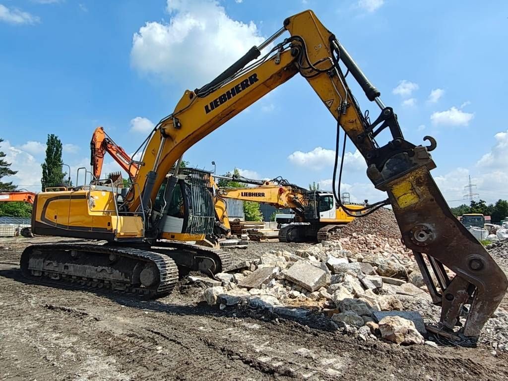 Liebherr r 936 lc Escavatore cingolato 74.325 €