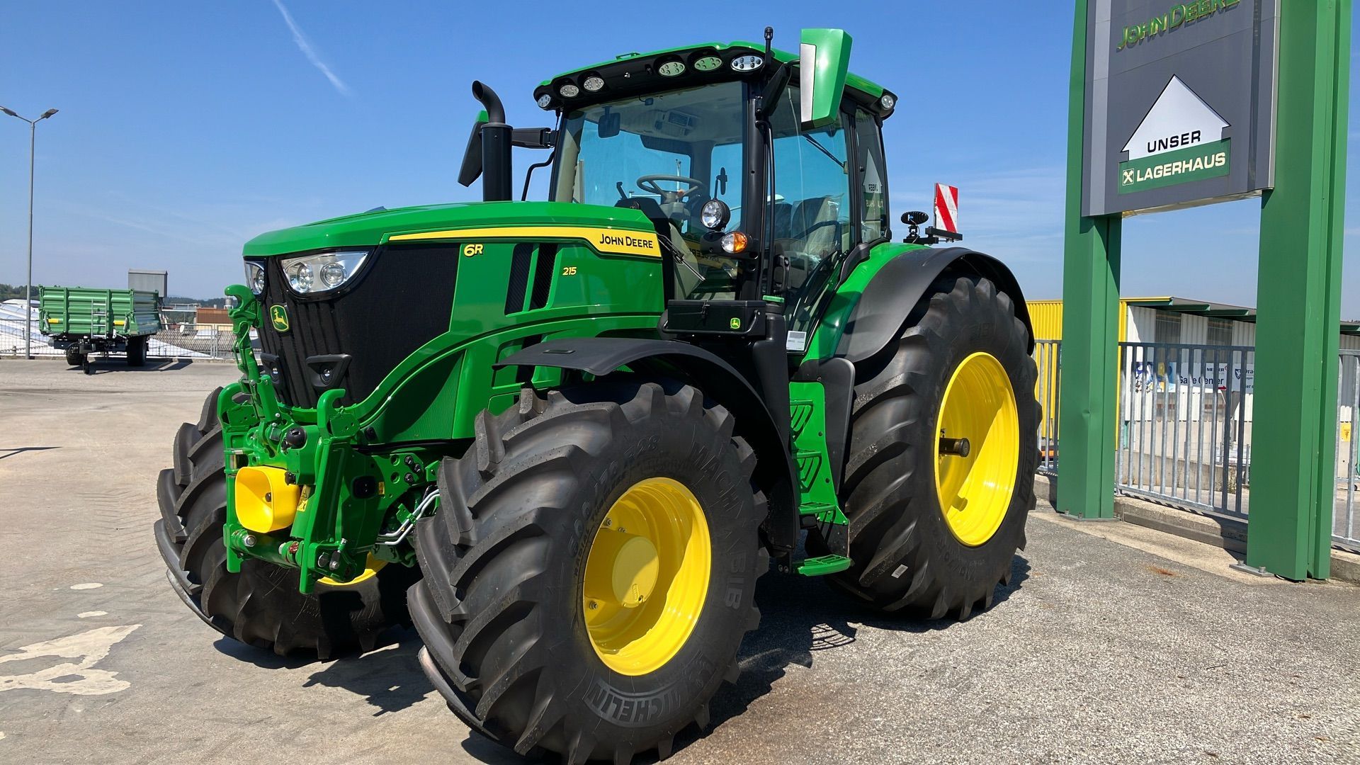 E-FARM: John Deere 6R 215 - Traktor - id K8KRMVA - 202.208 € - Produktionsår: 2023 - Motortimer: 5,Motoreffekt (HP): 215,Østrig