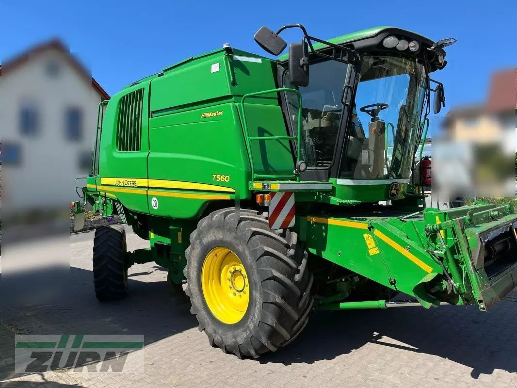 E-FARM: John Deere T 560 HM - Moissoneuse-batteuse - id PBQQXTZ - Année: 2009 - Lecture du nombre d'heure: 2 512,Puissance du moteur (chevaux): 387,Allemagne