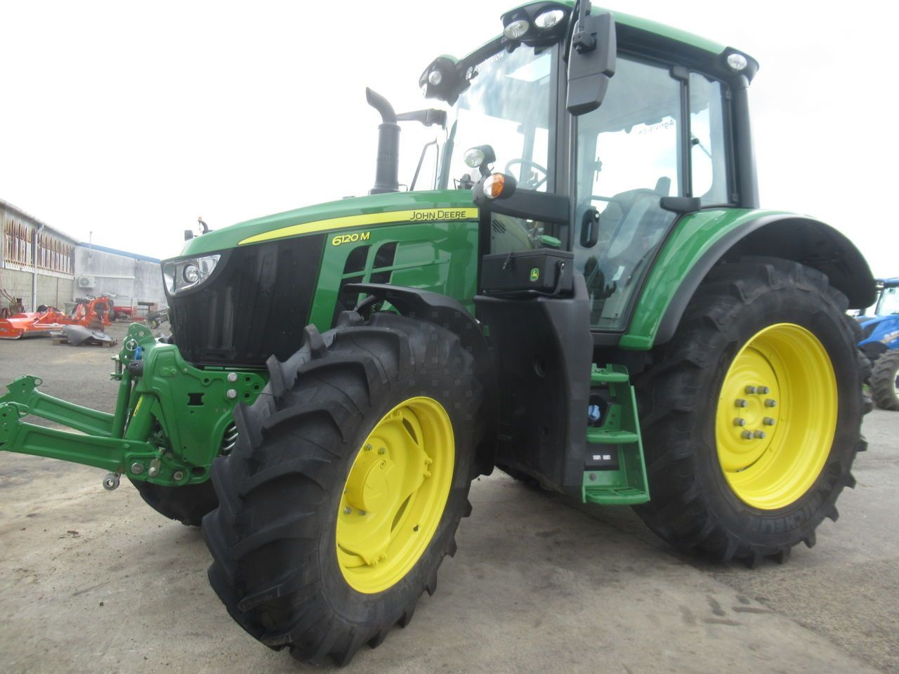 E-FARM: John Deere 6120 M - Tractor - id ZCY6XFB - €88,700 - Year of construction: 2024 - Engine hours: 262,Engine power (HP): 120,France