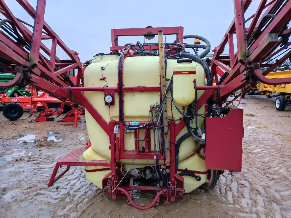 E-FARM: Hardi MEGA 1200 - Pulvérisateur - id CTU9FRM - 5 800 € - Année: 2006 - France