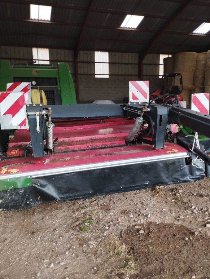 E-FARM: Vicon Extra 832 T Pro - Mähwerk - id UMYBEEL - Baujahr: 2011 - Frankreich